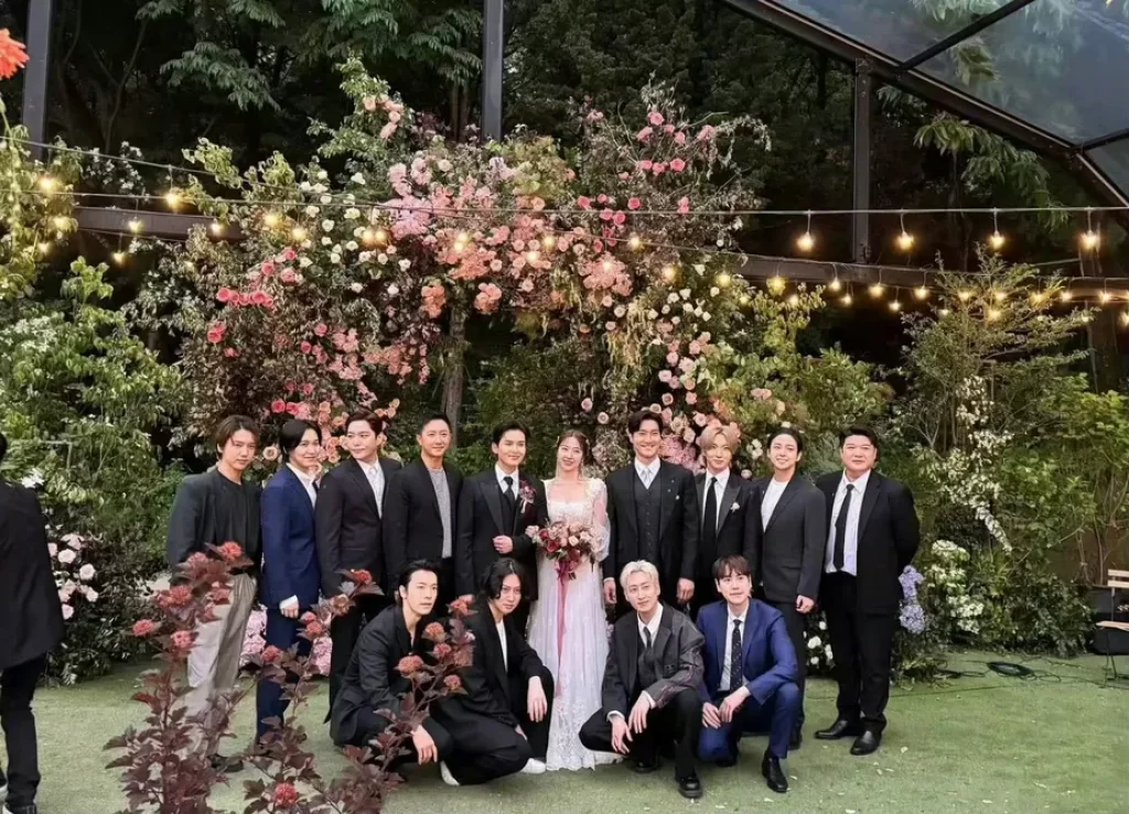 Super Junior members past and present reunite at Ryeowook's wedding